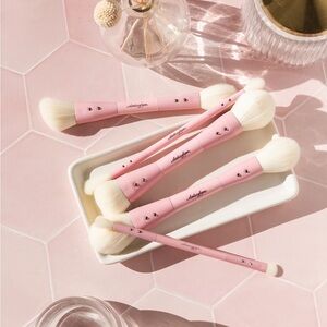 Shu Uemura Pink Makeup Brush Set